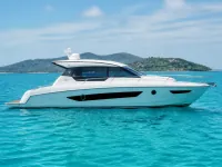 Gulf Craft 36 — side