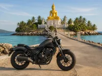 Honda Rebel 500 — side