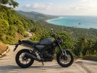 Yamaha XSR 155 — сбоку