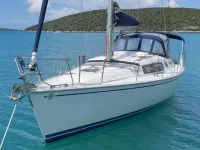Catalina 375 — спереди