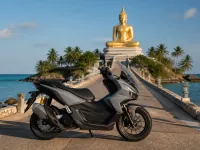 Honda ADV 160 — seitlich