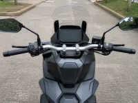 Honda ADV 160 — Detail