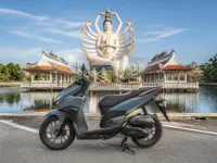 Honda Click 160 — seitlich