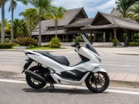 Honda PCX 150 — сбоку