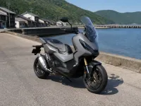 Honda X-ADV 750 — спереди