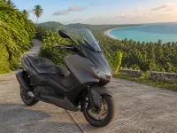 Yamaha TMAX 530 — חזית