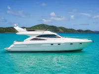 Gulf Craft Princess 42 — сбоку