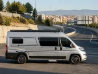 McLouis Menfys Van 3 Maxi — laterale