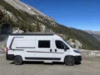 Weinsberg CaraBus 600 DQ — seitlich