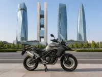Benelli TRK 502 X — laterale