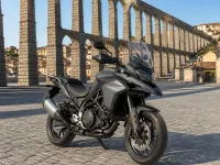 Benelli TRK 502 — спереди