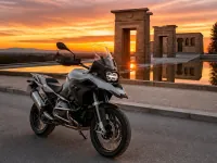 BMW R 1200 GS Adventure — vorn