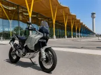 Ducati DesertX — front