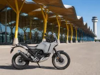 Ducati DesertX — side