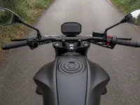 Ducati Monster 937 — Detail