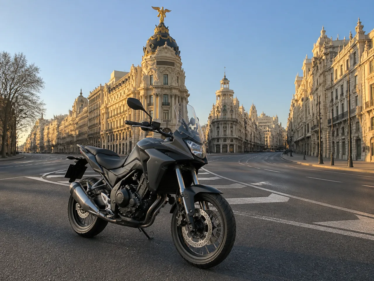 Honda CB500X — спереди