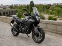 KTM 1290 Super Adventure — 正面