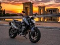 KTM 790 Duke — anteriore