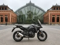VOGE 500DS — laterale