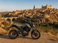 Yamaha MT-07 — laterale