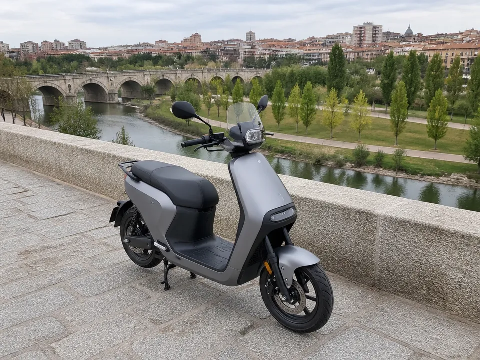 Segway eMoped B110S