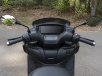 Yamaha Majesty 400 — Detail