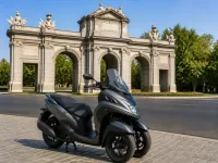 Yamaha Tricity 125 — front