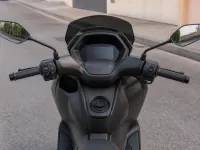 Yamaha XMAX 125 — Detail