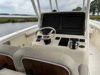 Tidewater 2500 Carolina Bay — detalhe