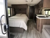 Coachmen Freedom Express Liberty Edition 320BHDSLE — detail