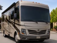 Fleetwood Bounder 35K — front