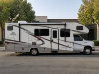 Jayco Redhawk 26M — lateral