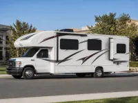 Jayco Redhawk 31F — lateral
