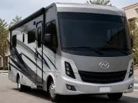 NeXus RV Triumph 32T — frontal
