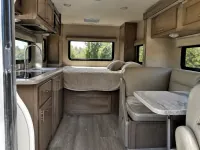 Thor Motor Coach Chateau 21Z — detail