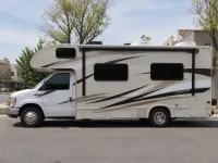 Thor Motor Coach Chateau 22Z — side