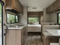 Thor Motor Coach Freedom Elite 22FE — detalhe