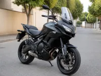 Kawasaki Versys 650 — front