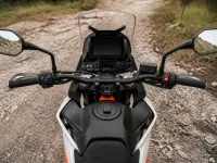 KTM 890 Adventure R — detail
