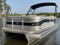 Harris FloteBote Sunliner 220 — frente