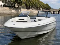 Bayliner 185 — الأمام