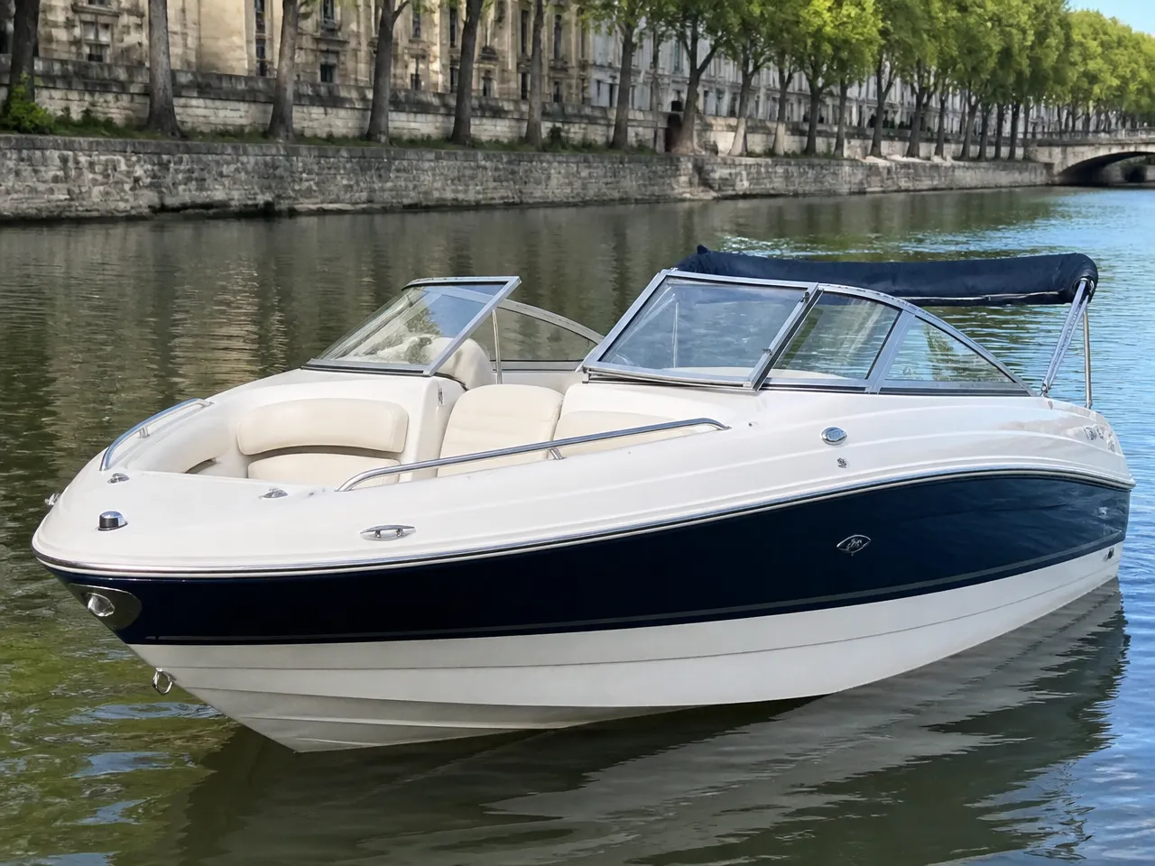 Four Winns Sundowner 195 — front