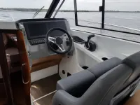 Jeanneau Merry Fisher 895 — détail