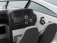 Quicksilver Activ 645 Cabin — Detail