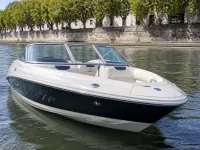 Sea Ray 185 — спереди