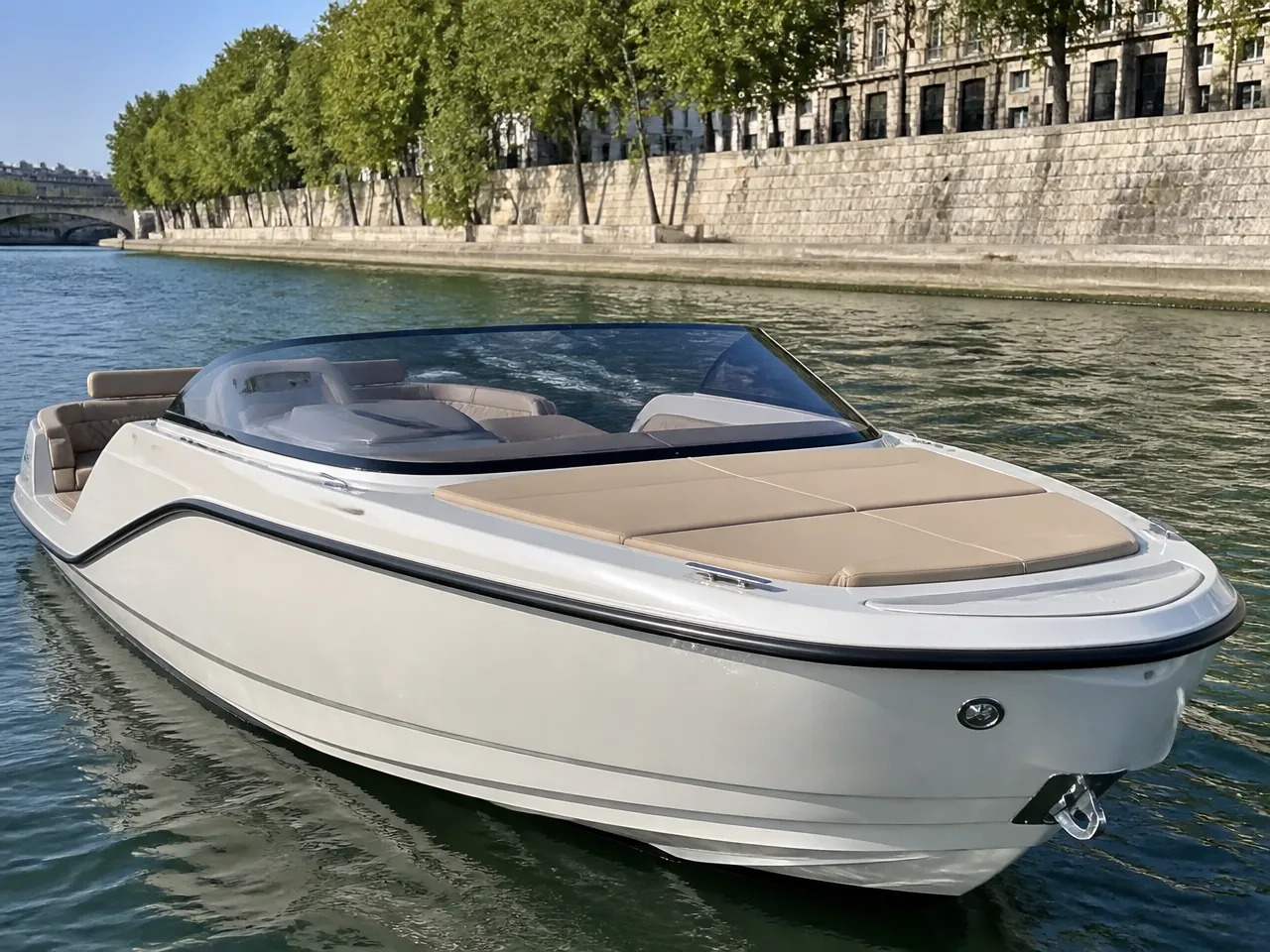 Smart Boat 23 — frontal