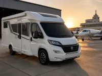 Pilote P690 GJ — vorn