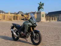 Honda Africa Twin — الأمام