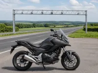 Honda NC750X — side