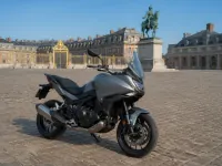 Honda NT1100 — anteriore